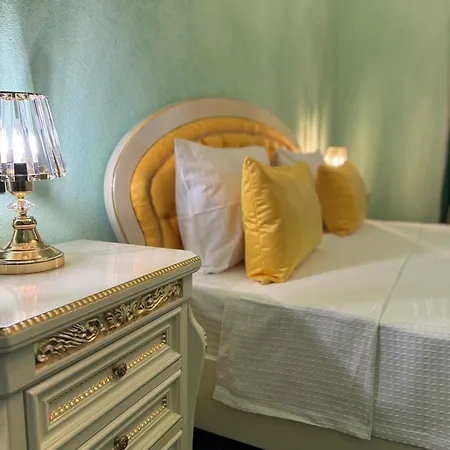 Hotel Jmr Splendor - Private Sauna & Bathtub 4*