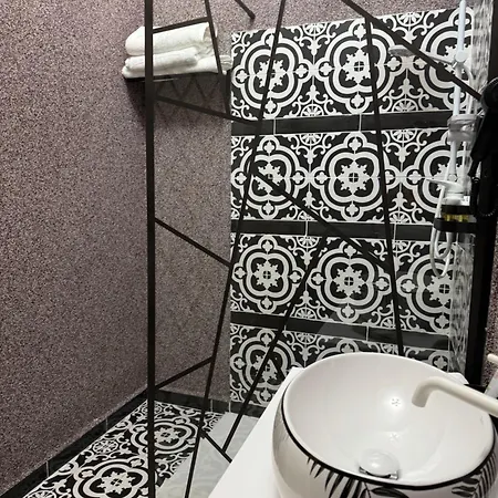 Jmr Splendor - Private Sauna & Bathtub 4* Konstanca