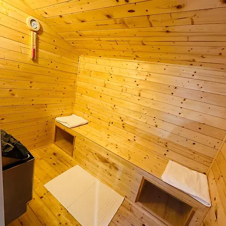 Szálloda Jmr Splendor - Private Sauna & Bathtub