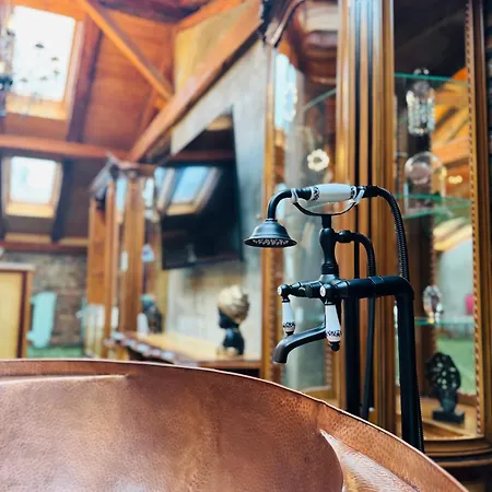 Hotel Jmr Splendor - Private Sauna & Bathtub *