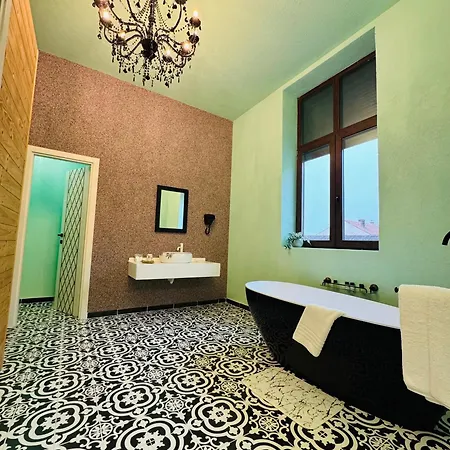 Jmr Splendor - Private Sauna & Bathtub *