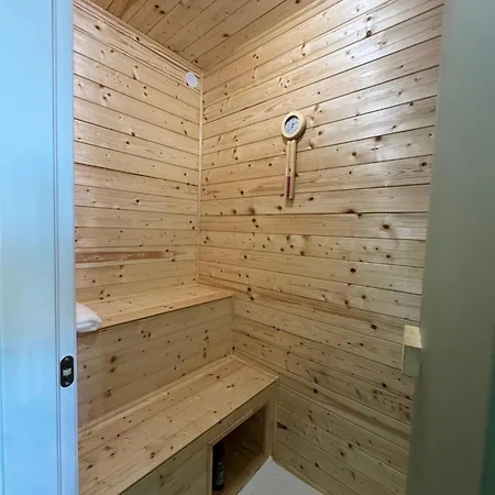 Jmr Splendor - Private Sauna & Bathtub Szálloda Konstanca