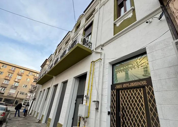 Hotel Jmr Splendor - Private Sauna & Bathtub 4*