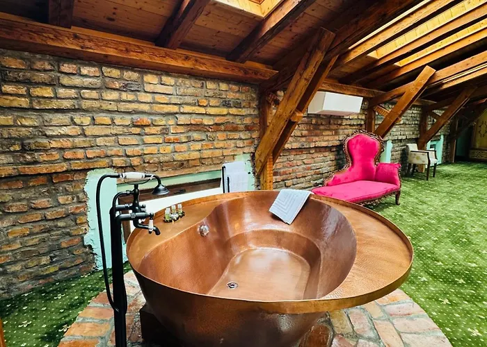 Jmr Splendor - Private Sauna & Bathtub 4* Constanţa