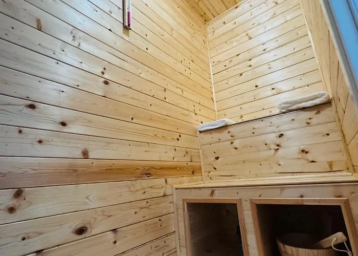 Hotel Jmr Splendor - Private Sauna & Bathtub Constanţa