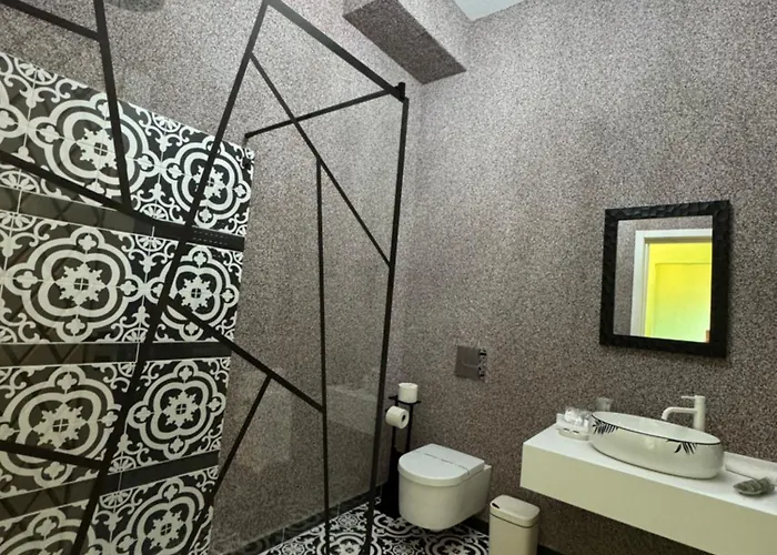 Jmr Splendor - Private Sauna & Bathtub Hotel